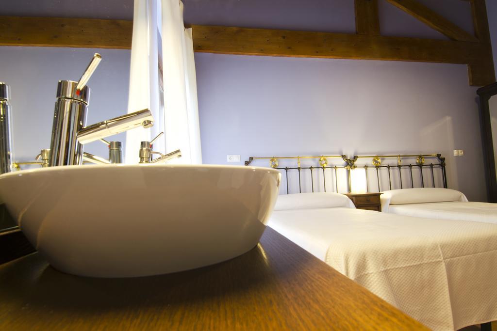 Hotel La Casona De La Mesta Almajano Pokoj fotografie