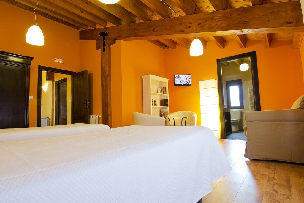Hotel La Casona De La Mesta Almajano Pokoj fotografie
